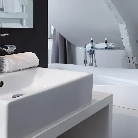 Western Le Cheval Blanc -vue Sur Le Port-plein Centre 호텔 3*