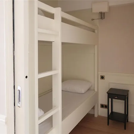 호텔 Western Le Cheval Blanc -vue Sur Le Port-plein Centre 3*