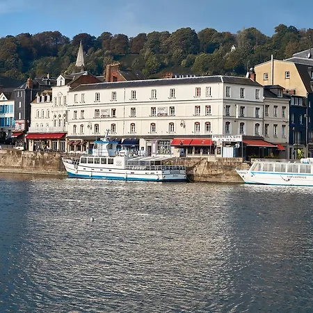 Western Le Cheval Blanc -vue Sur Le Port-plein Centre 3*