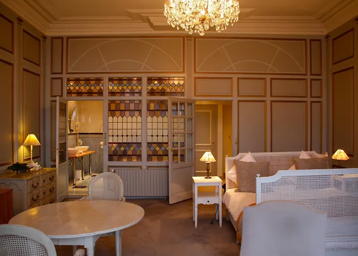 Western Le Cheval Blanc -vue Sur Le Port-plein Centre Hotel Honfleur