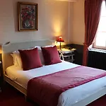 Western Le Cheval Blanc -vue Sur Le Port-plein Centre Hotel 3*