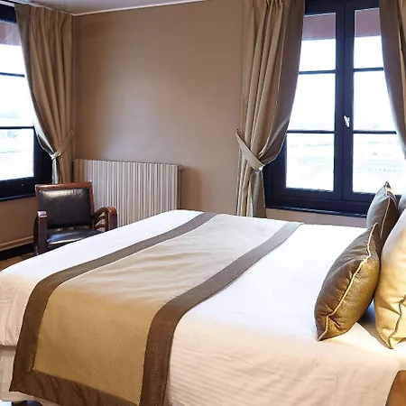 Western Le Cheval Blanc -vue Sur Le Port-plein Centre Hotell 3*