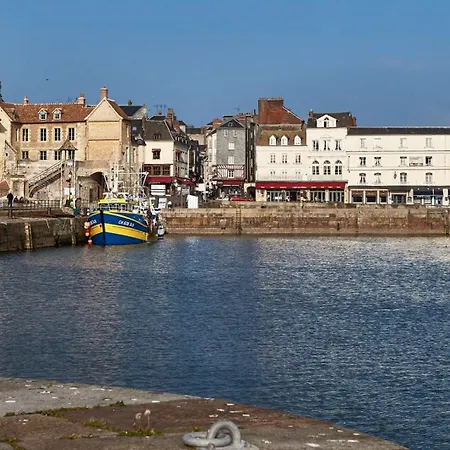 Western Le Cheval Blanc -vue Sur Le Port-plein Centre 3*