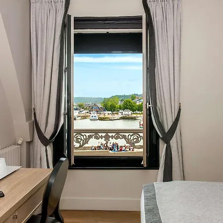 Western Le Cheval Blanc -vue Sur Le Port-plein Centre מלון 3*