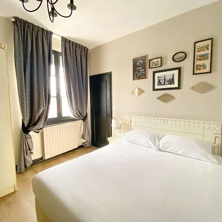 Western Le Cheval Blanc -vue Sur Le Port-plein Centre