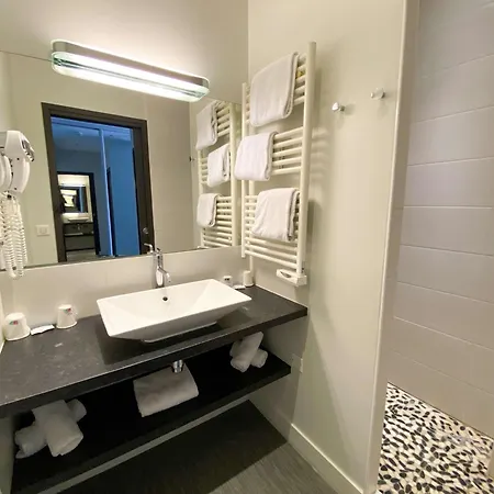 Western Le Cheval Blanc -vue Sur Le Port-plein Centre فندق