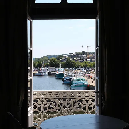 Western Le Cheval Blanc -vue Sur Le Port-plein Centre 3*