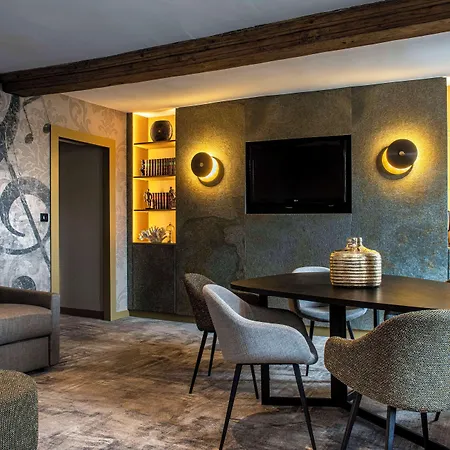 Western Le Cheval Blanc -vue Sur Le Port-plein Centre Hotel 3*