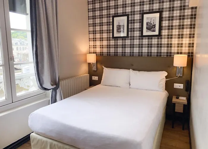Western Le Cheval Blanc -vue Sur Le Port-plein Centre Hotel Honfleur