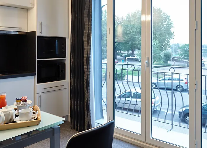 Hotel Western Le Cheval Blanc -vue Sur Le Port-plein Centre