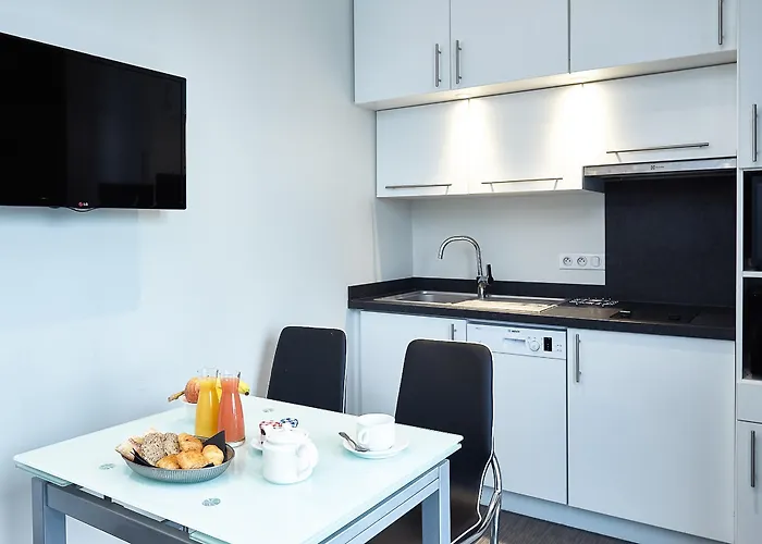 Hotel Western Le Cheval Blanc -vue Sur Le Port-plein Centre Honfleur