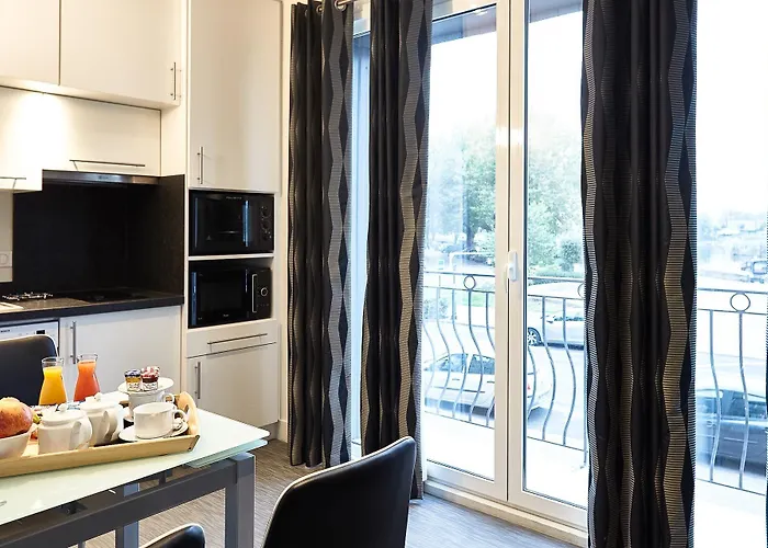 Western Le Cheval Blanc -vue Sur Le Port-plein Centre Honfleur