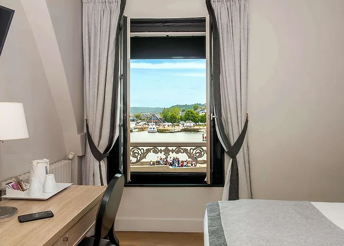 Western Le Cheval Blanc -vue Sur Le Port-plein Centre Otel Honfleur