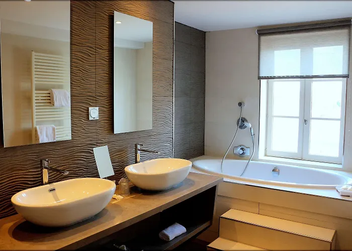 Hotel Western Le Cheval Blanc -vue Sur Le Port-plein Centre Honfleur